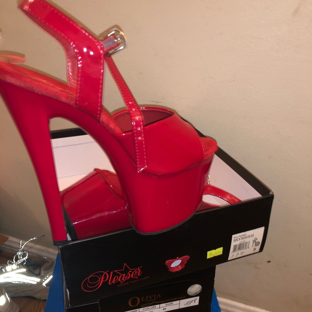 GLAM!!! Practically brand new pleaser heels!